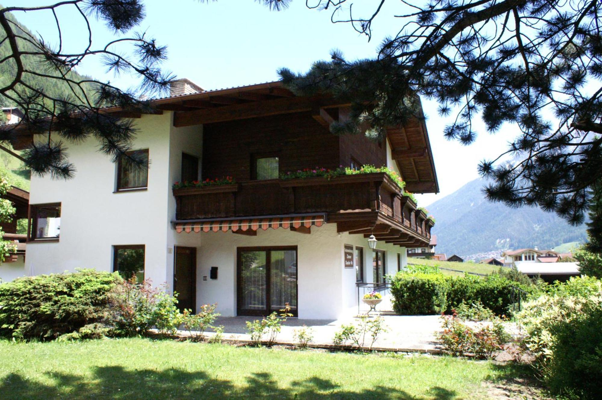 Apartment Zita Weber